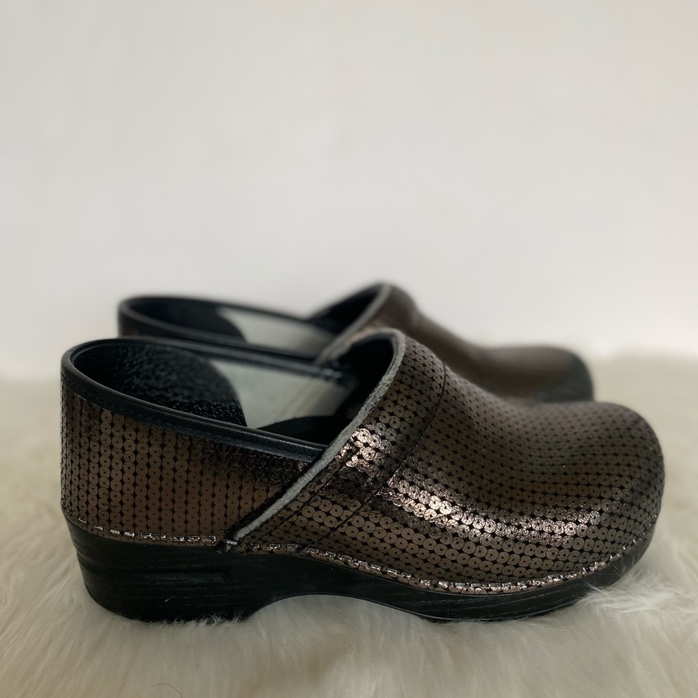 Dansko Professional Sequin Clog / Size 40 - image 1